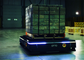 OTTO 1500 Autonomous Mobile Robot (AMR) moving pallets in a warehouse